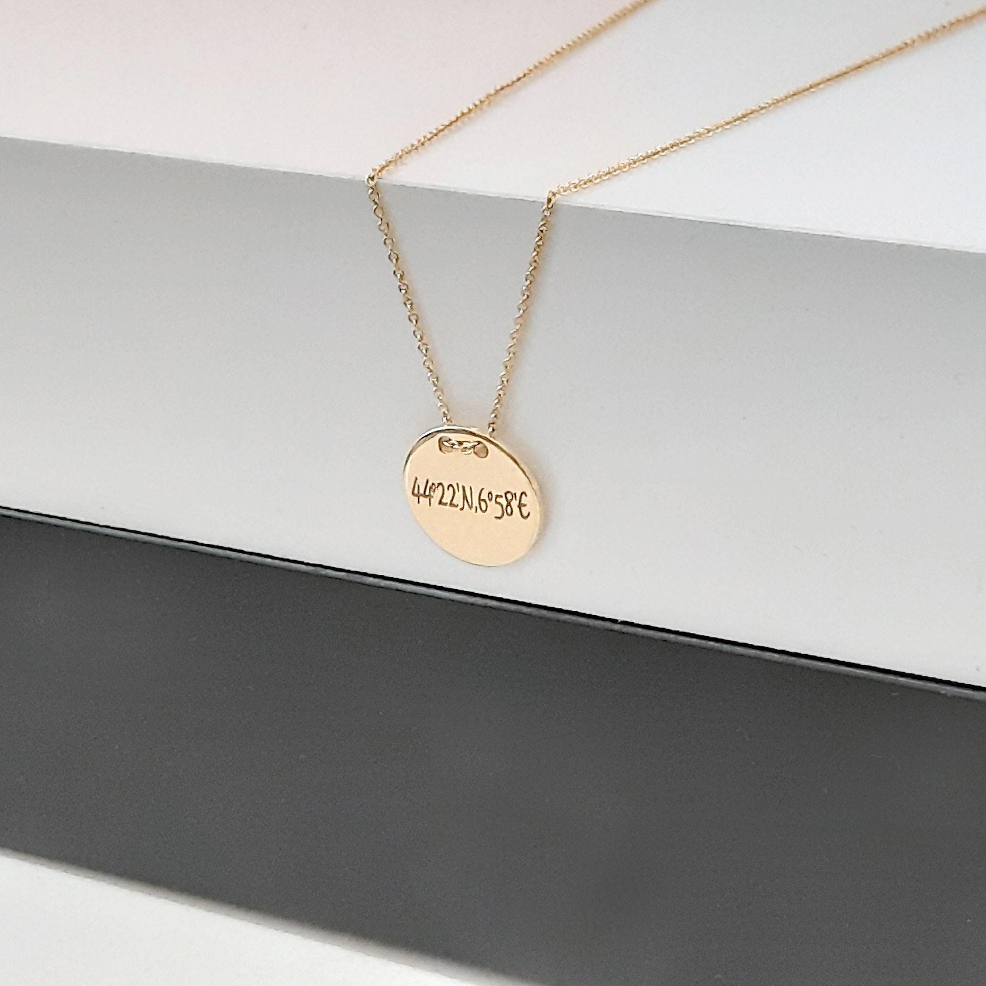 14k Personalized solid gold Disc Necklace - InfinityJools