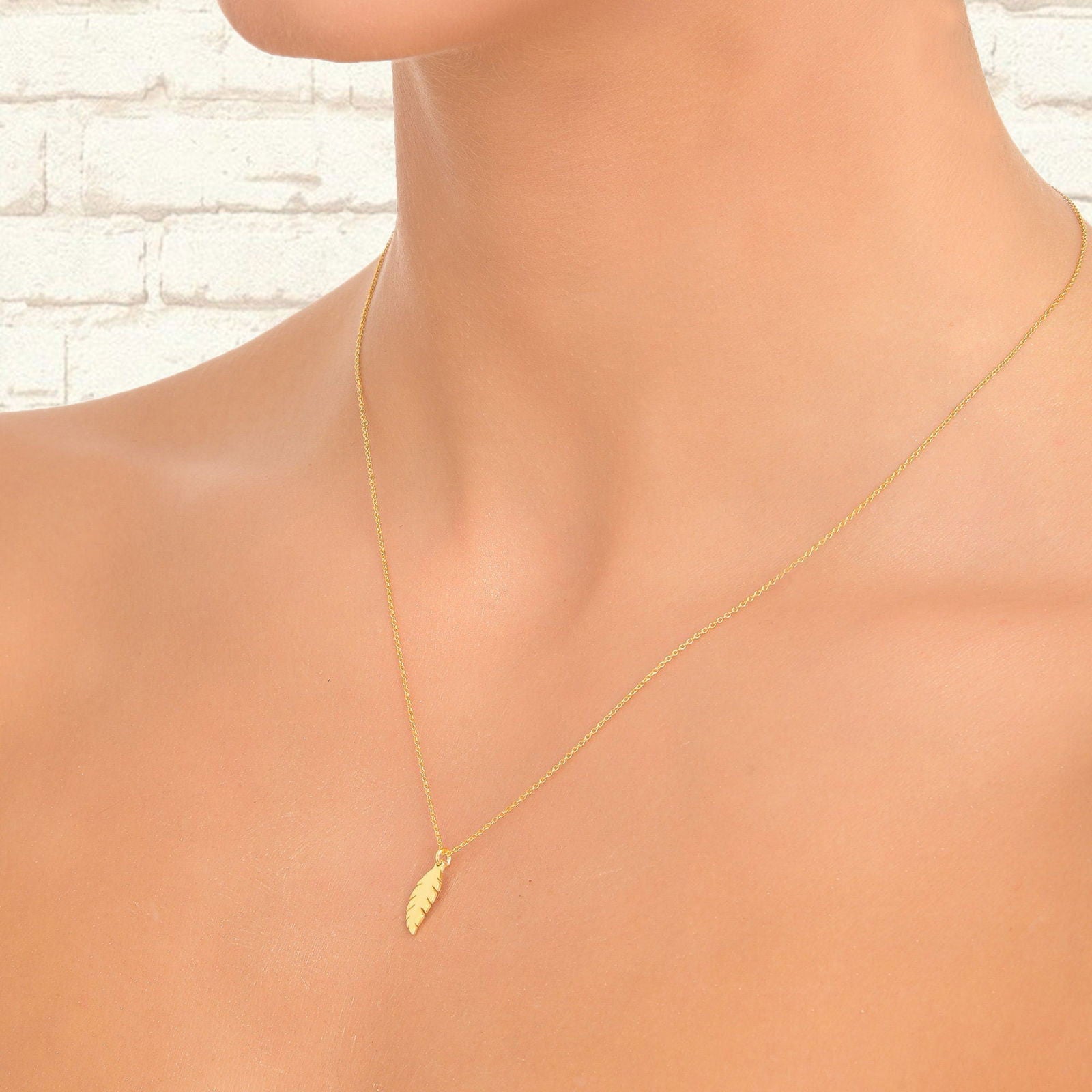 14K Solid Gold Leaf necklace - InfinityJools