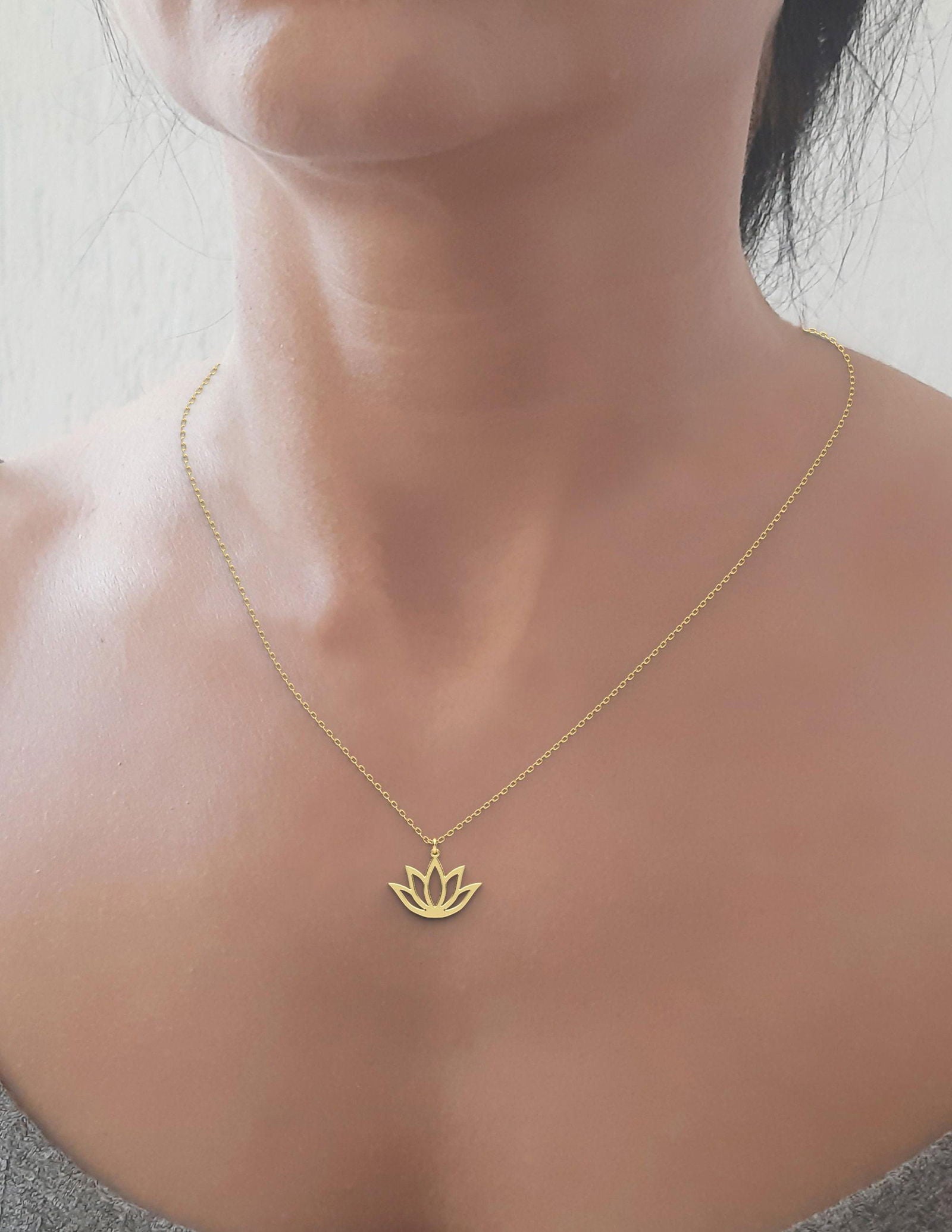 14K Solid Gold Lotus Flower Necklace - InfinityJools