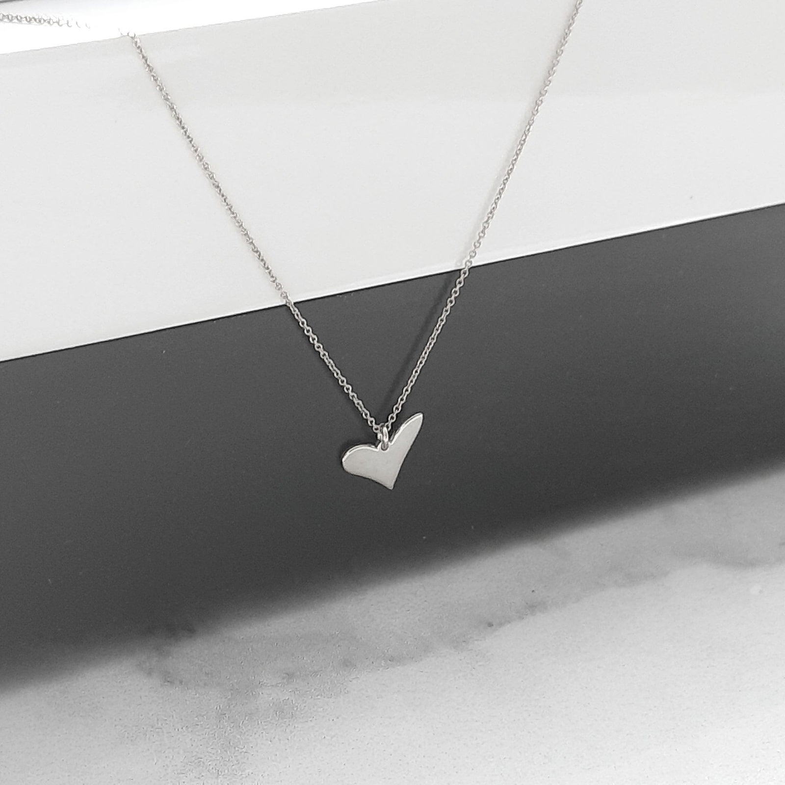 14K Solid Gold heart pendant Necklace - InfinityJools