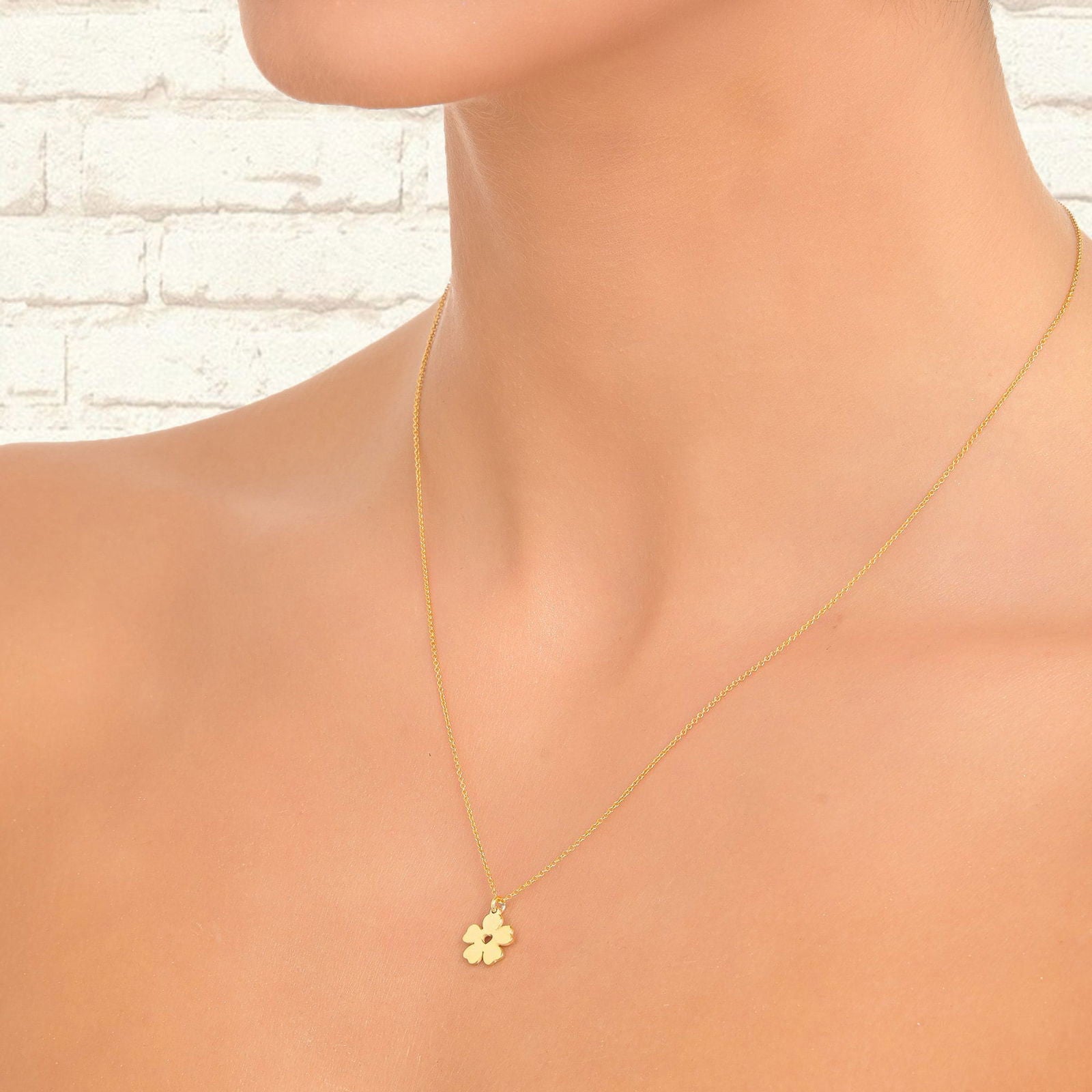 14K Yellow Gold Flower necklace - InfinityJools