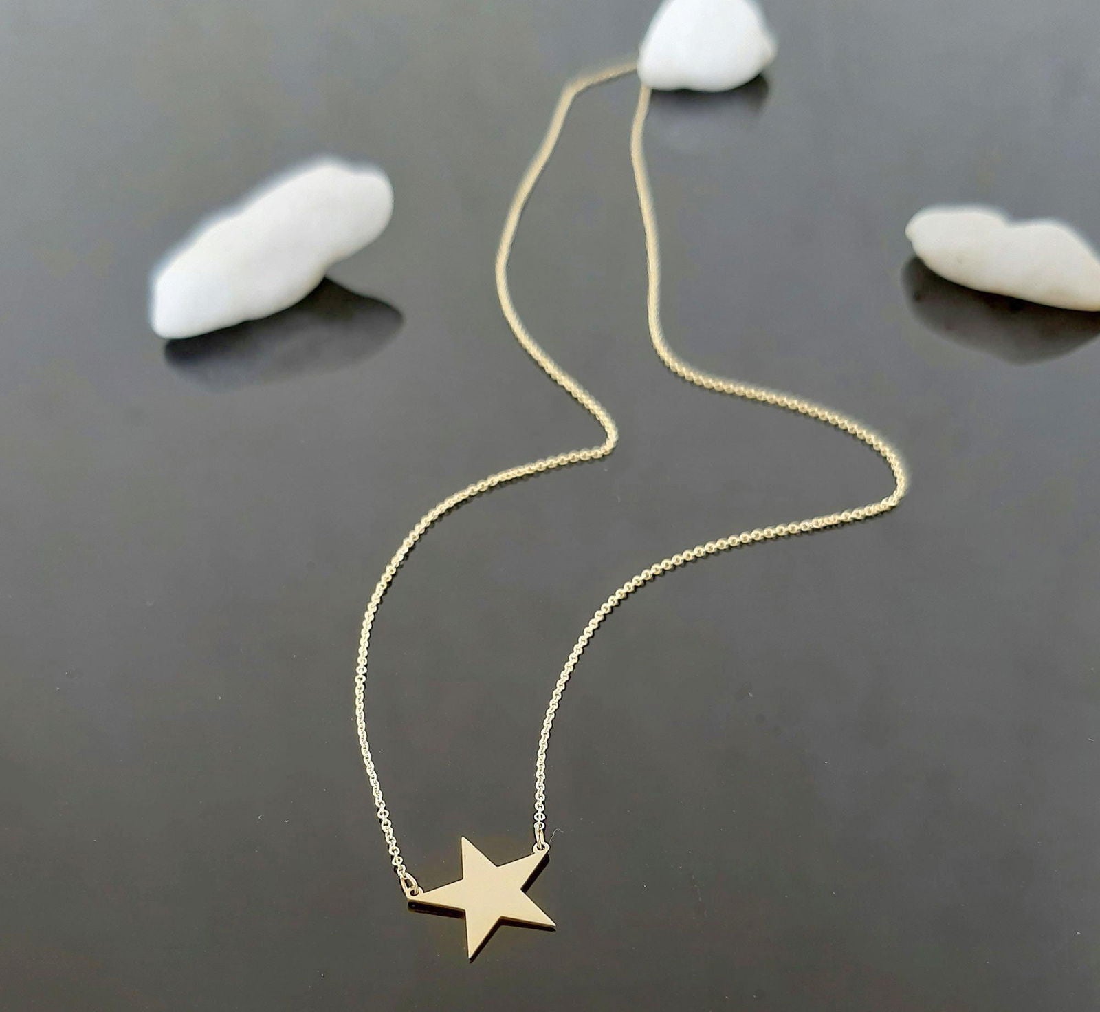 14K Yellow Gold star necklace - InfinityJools