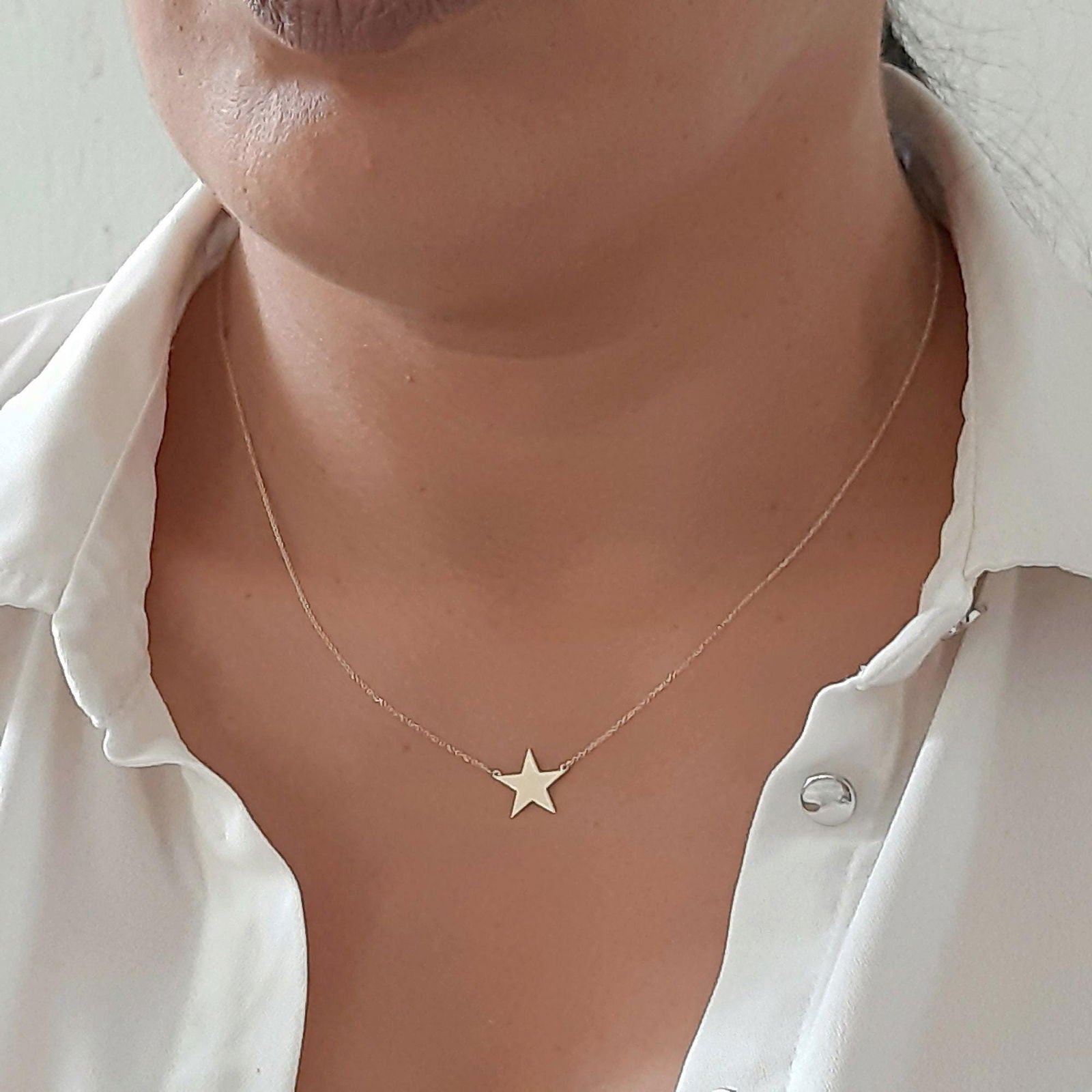 14K Yellow Gold star necklace - InfinityJools