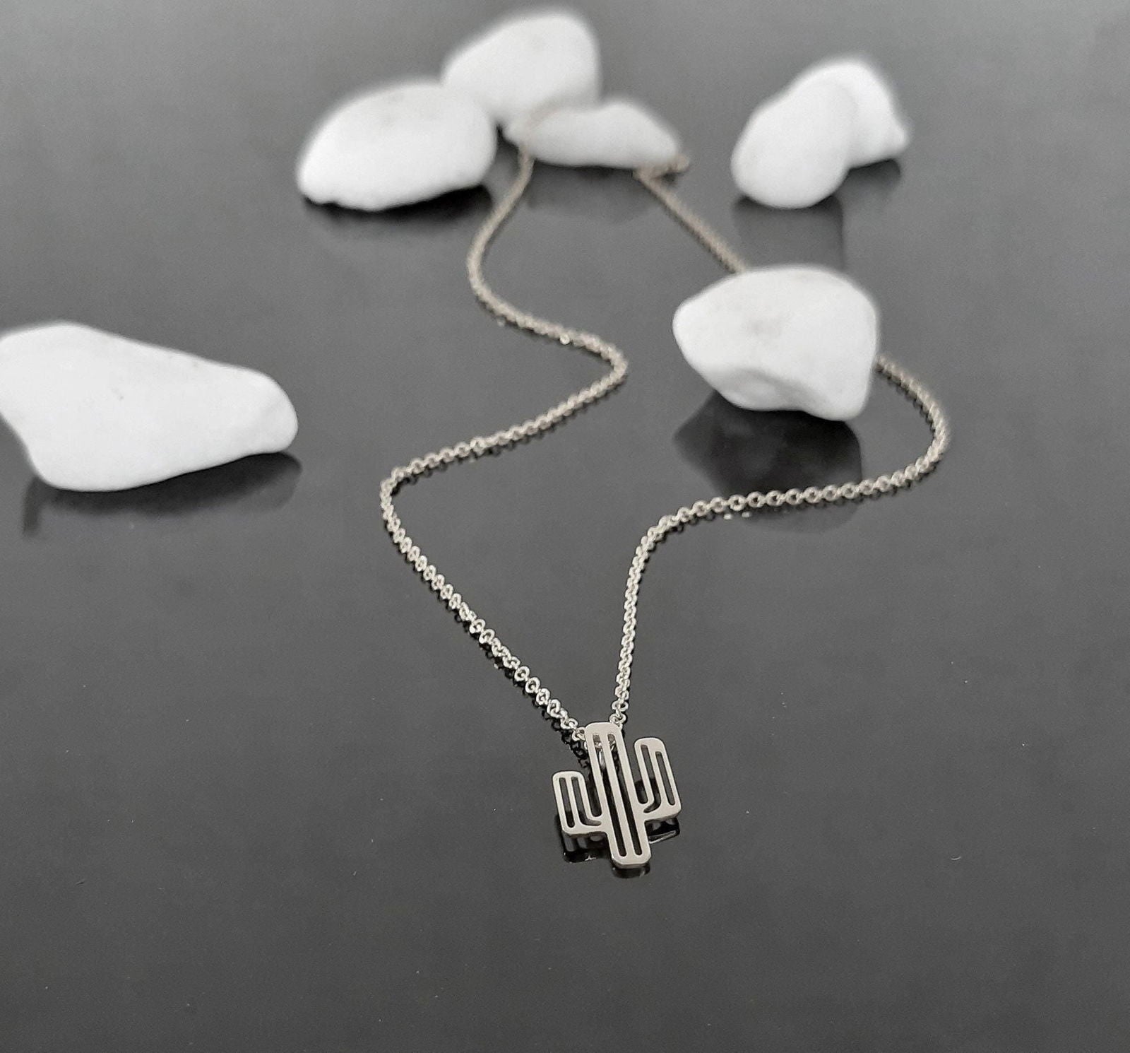 14k Solid Gold cactus necklace - InfinityJools