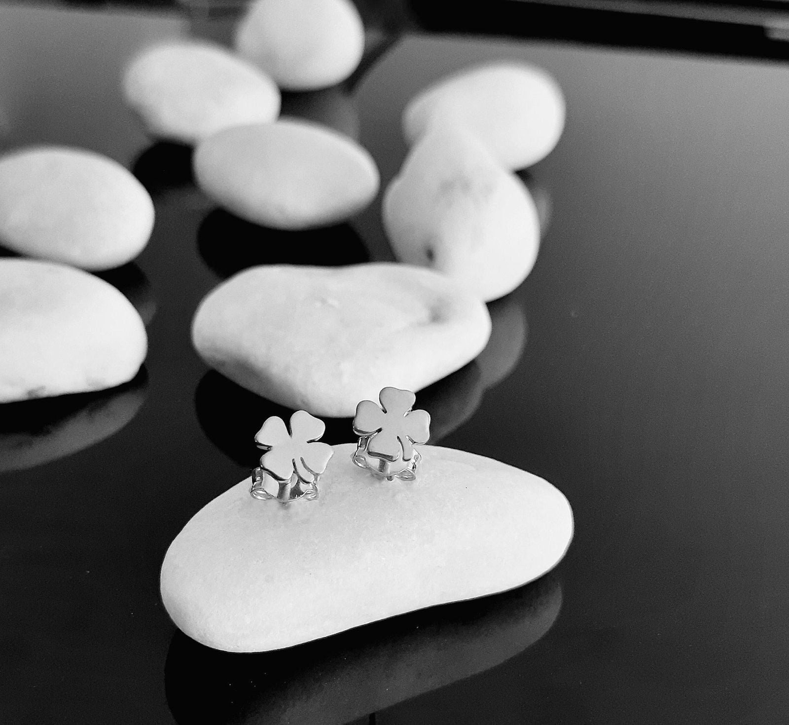 14K Solid Gold Four leaf clover Stud Earrings - InfinityJools