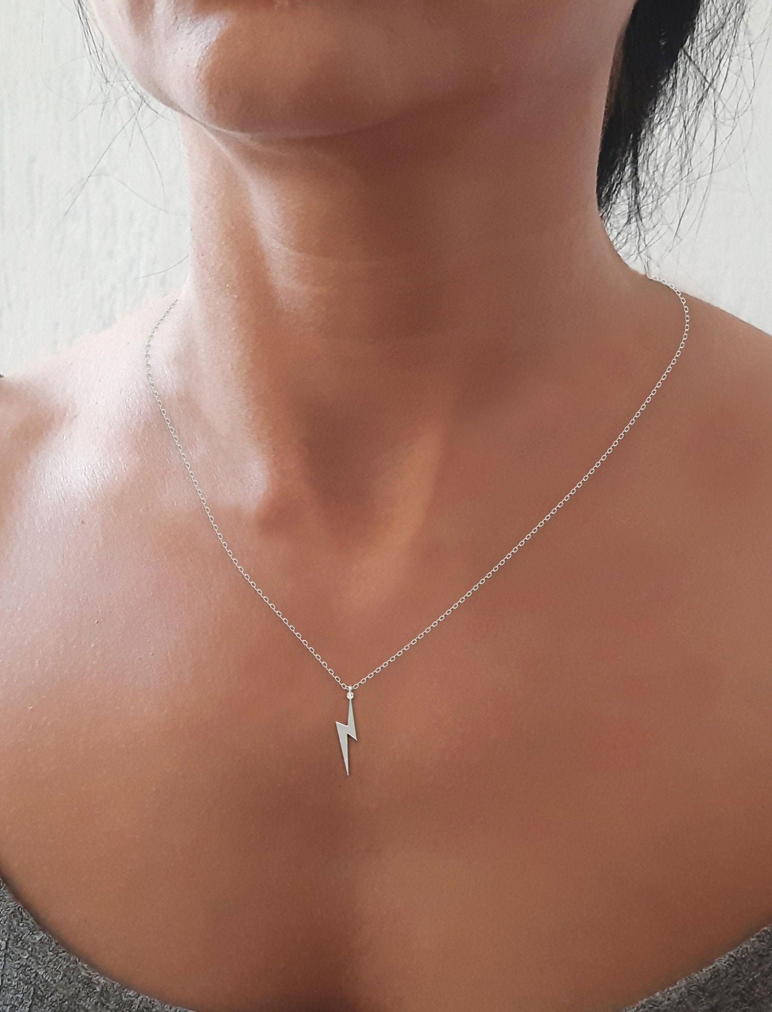 14K Solid Gold Lightening Bolt Necklace - InfinityJools
