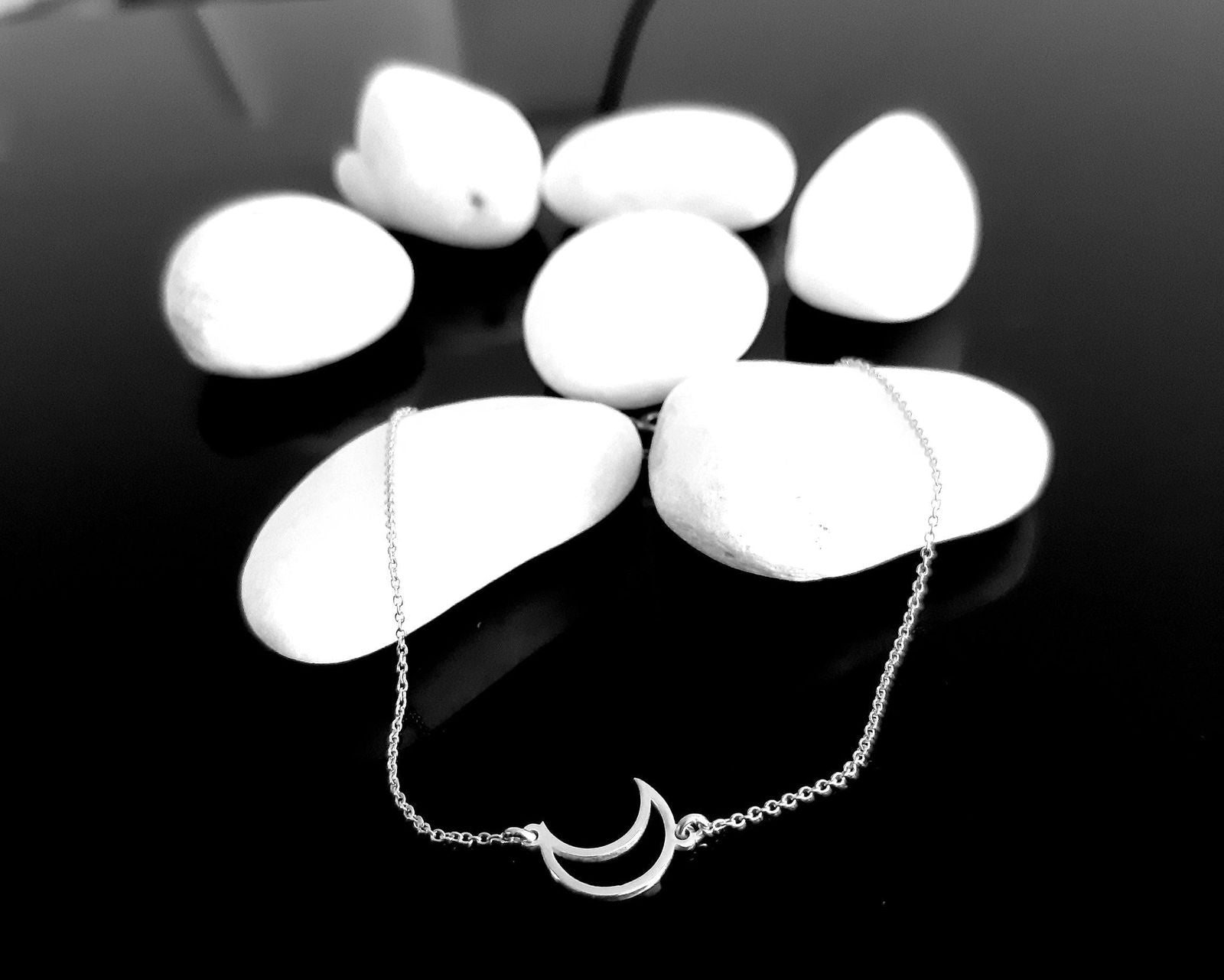 14k Solid Gold Moon Bracelet, 14K yellow Gold - InfinityJools