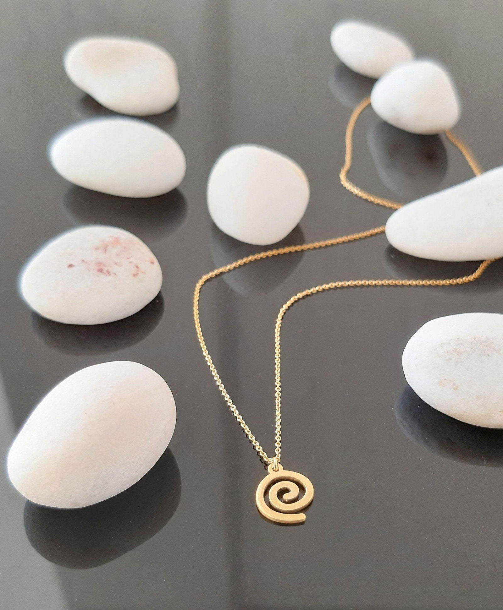 14k Solid gold spiral necklace - InfinityJools