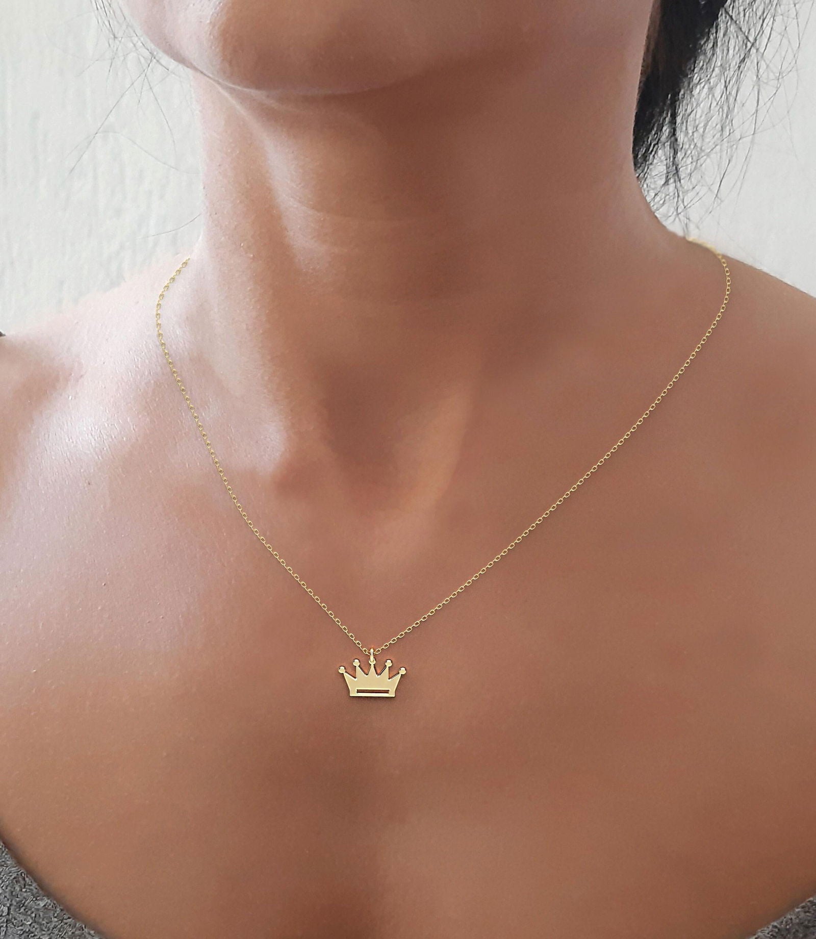 14k Tiny Solid Gold Crown Necklace - InfinityJools