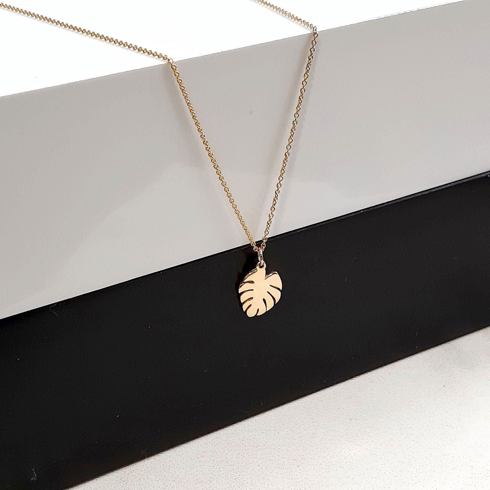 14k Tropical Leaf Necklace Monstera Necklace - InfinityJools