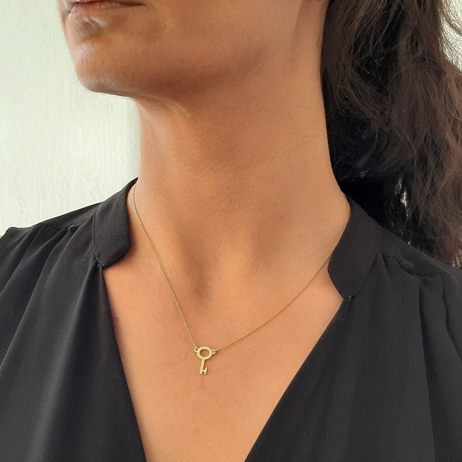 14k Solid Gold Key necklace - InfinityJools