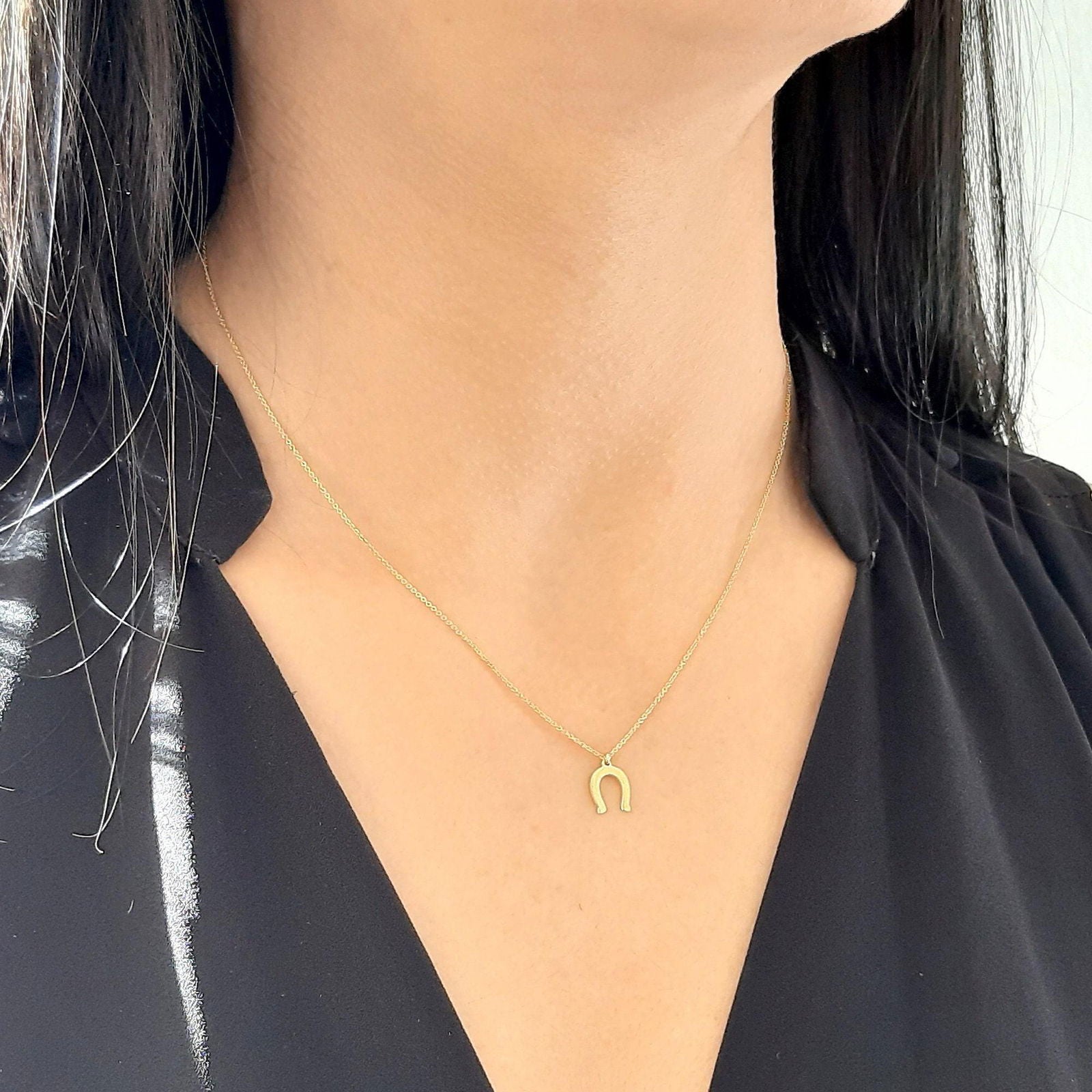 14k Solid Gold horseshoe necklace Pendant - InfinityJools