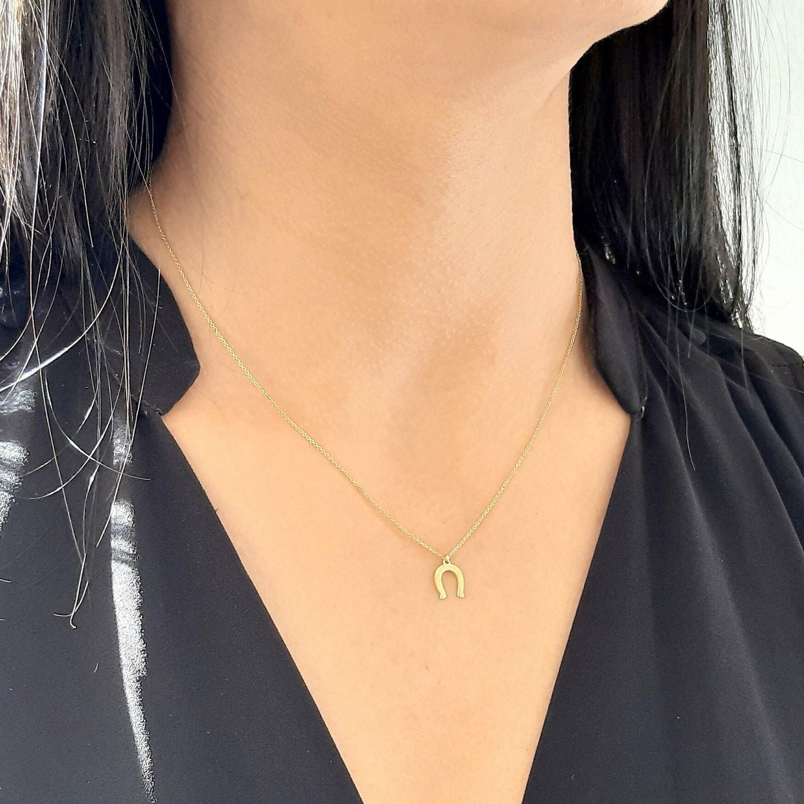 14k Solid Gold horseshoe necklace Pendant - InfinityJools