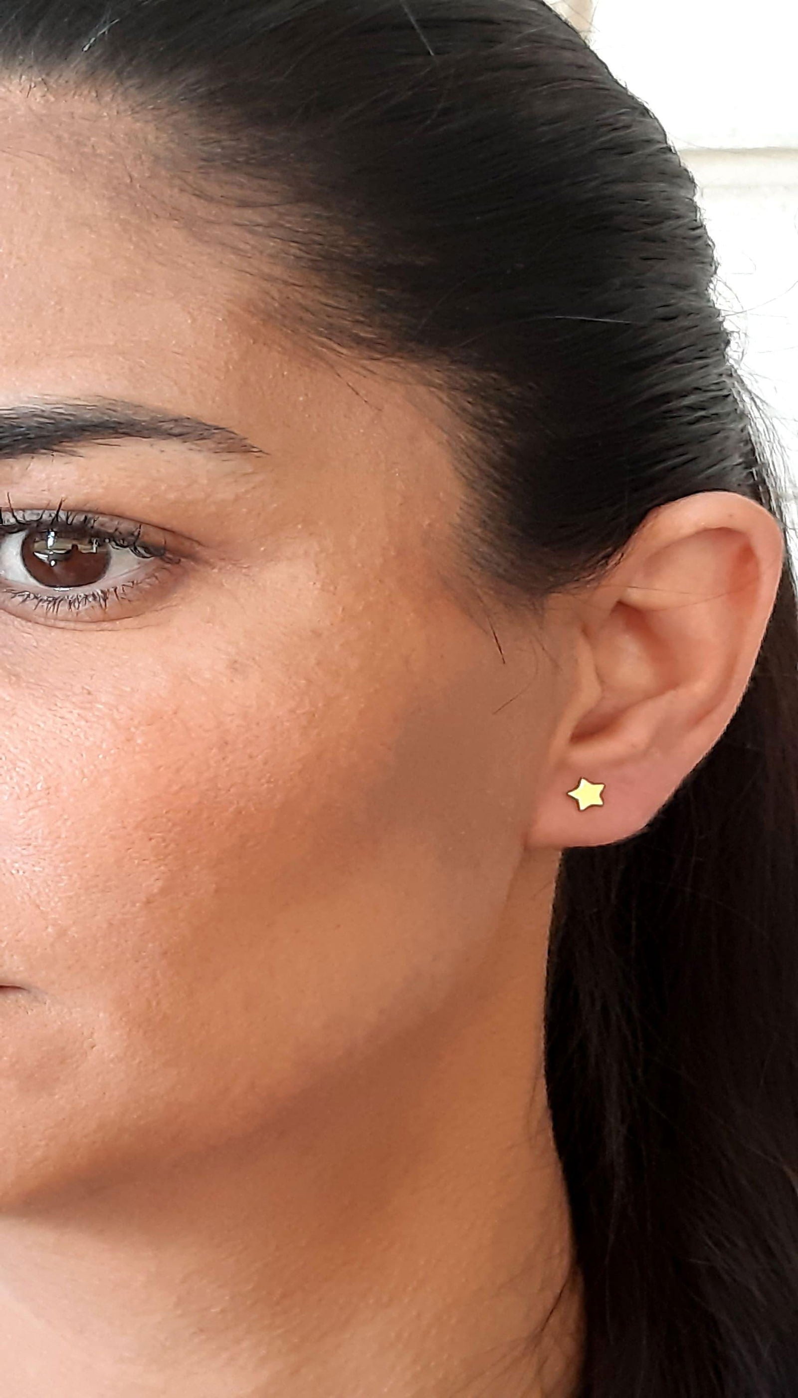 14k Yellow Gold Star Stud Earrings - InfinityJools