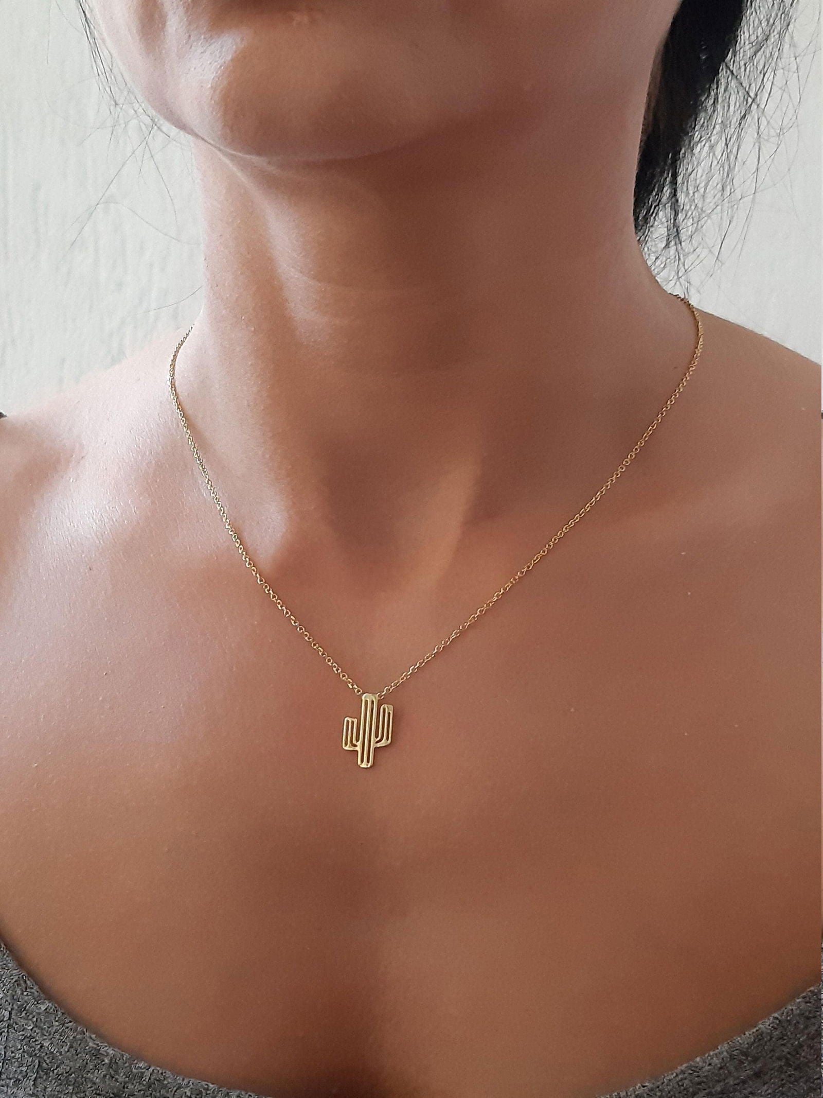 14k Yellow gold cactus  flower necklace - InfinityJools