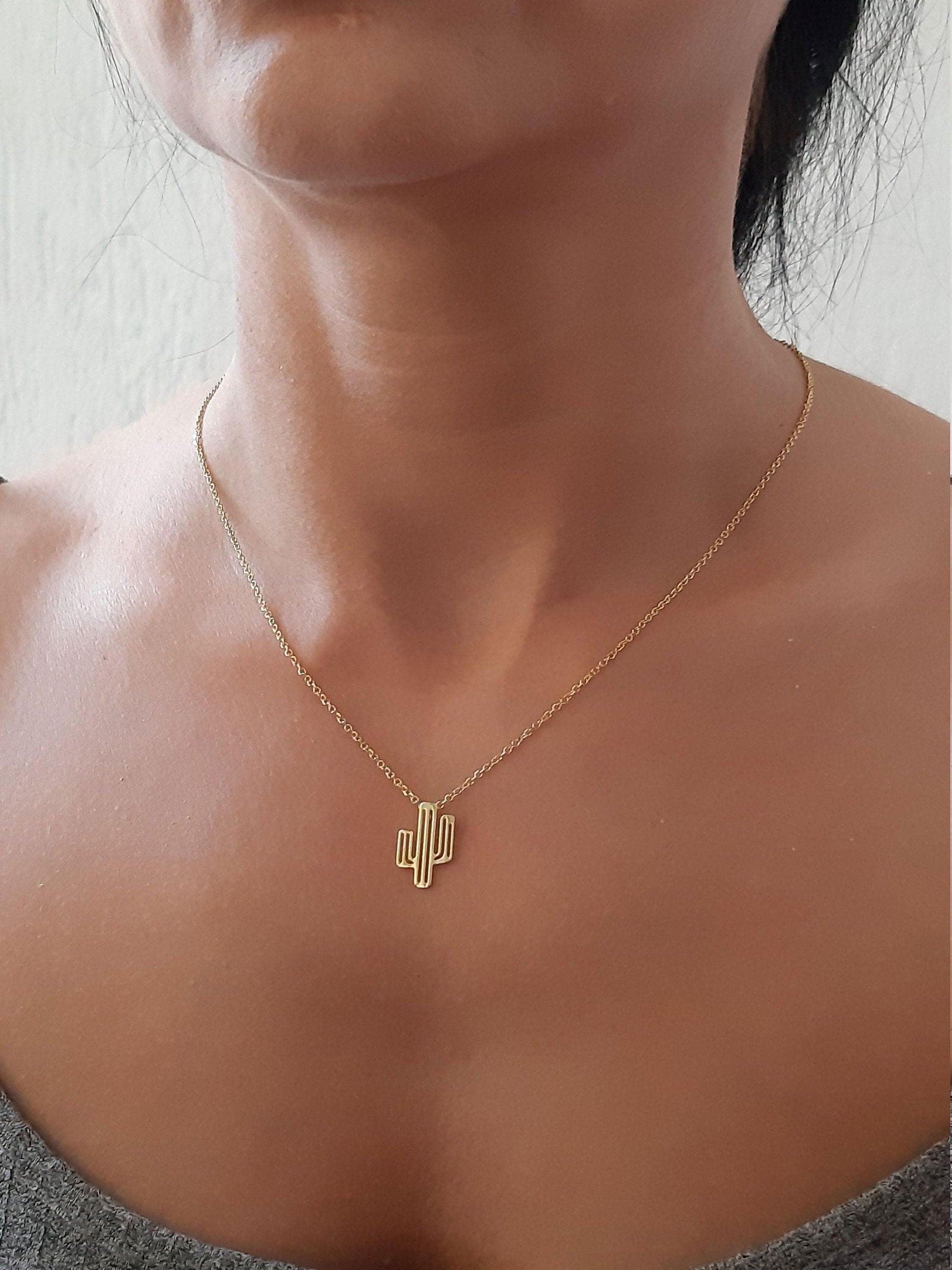 14k Yellow gold cactus  flower necklace - InfinityJools