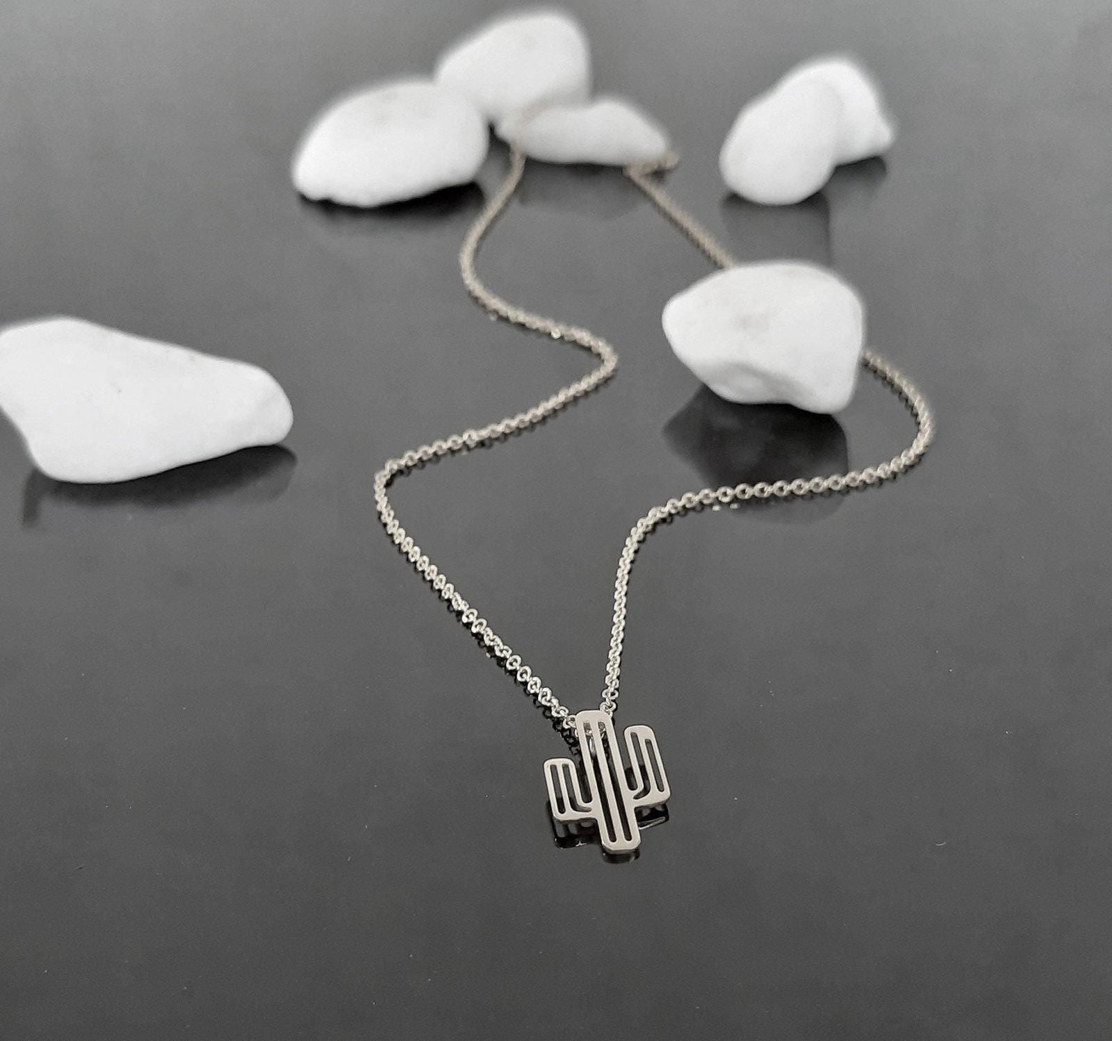 14k Yellow gold cactus  flower necklace - InfinityJools