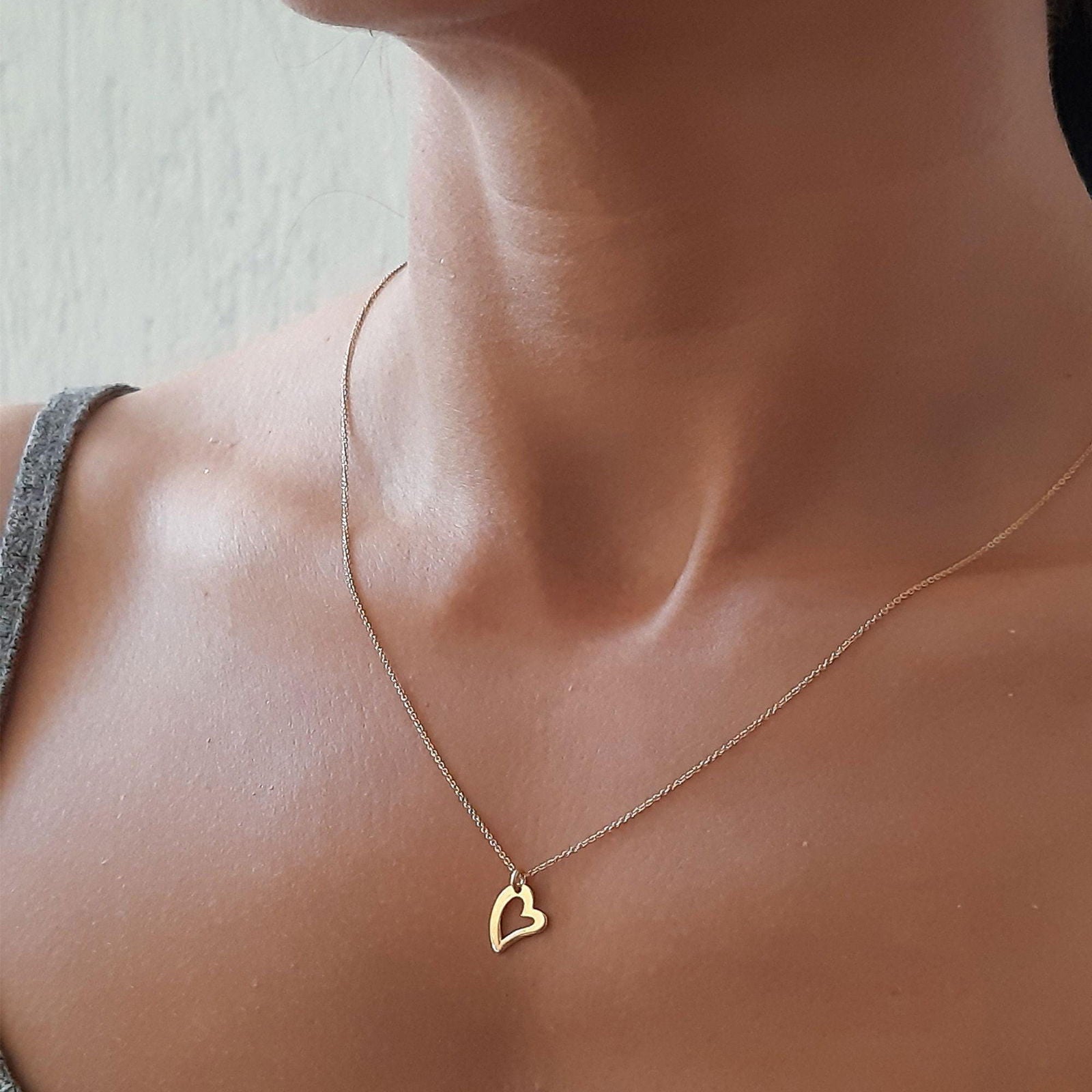 14k gold Heart Necklace - InfinityJools