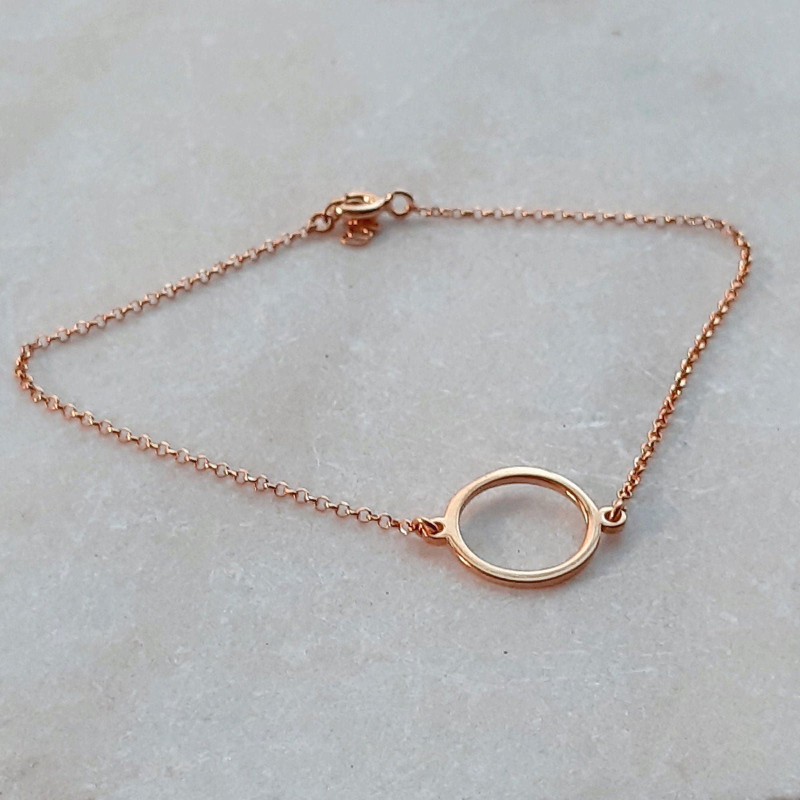 14k gold Open Circle Bracelet - Karma gold Bracelet - InfinityJools