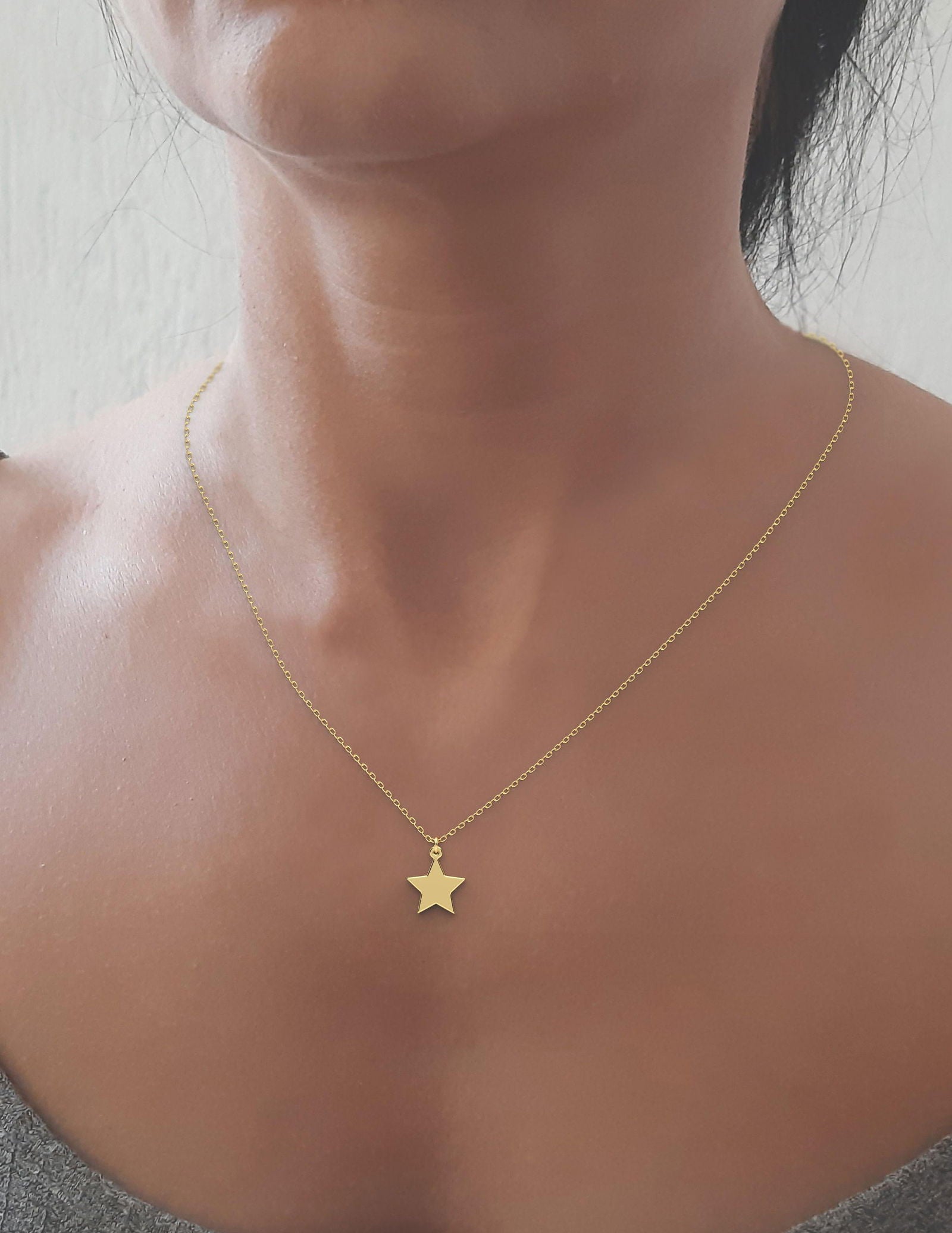 4k Solid Gold Tiny Gold Star Necklace - InfinityJools
