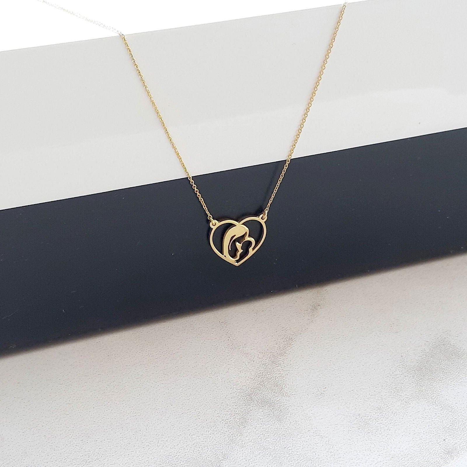 9K or 14K Solid Gold Mother And Baby Heart Necklace - InfinityJools
