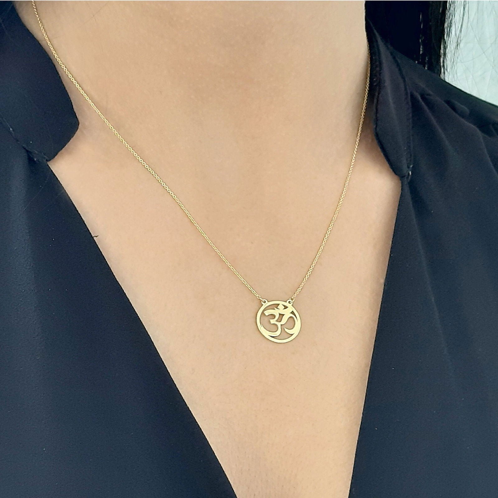 9K or 14K Solid Gold Yoga Aum Necklace - InfinityJools