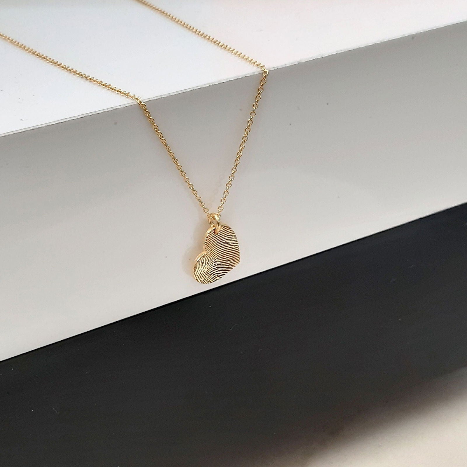 9k & 14k Actual Fingerprint Necklace • Engraved Fingerprint Handwriting Jewelry - InfinityJools