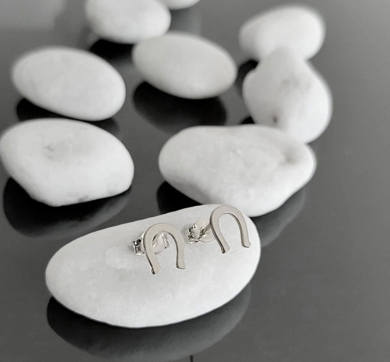 Gold Horseshoe StudEarrings - InfinityJools