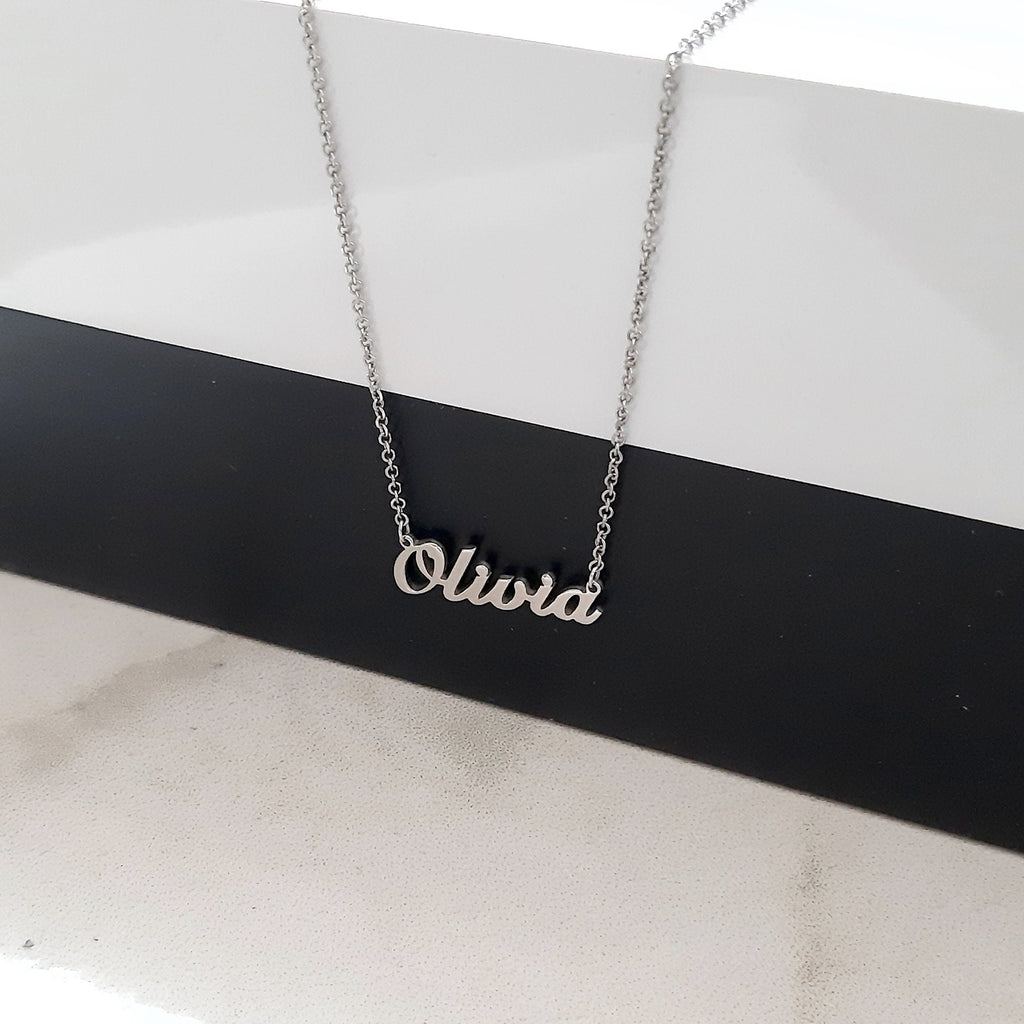 14K Solid Gold, Name Necklace